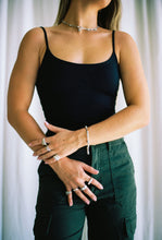 Load image into Gallery viewer, Bone Choker